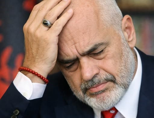 Trònditje në politikë: Çfarë po ndodh realisht me qeverinë Rama?
