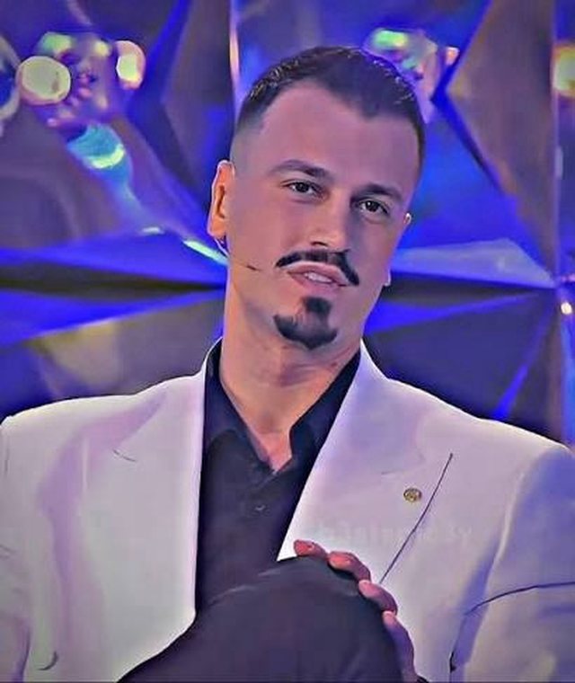 Tjetër goditje për Mateo Borrin? çfarë ndodhi (VIDEO)